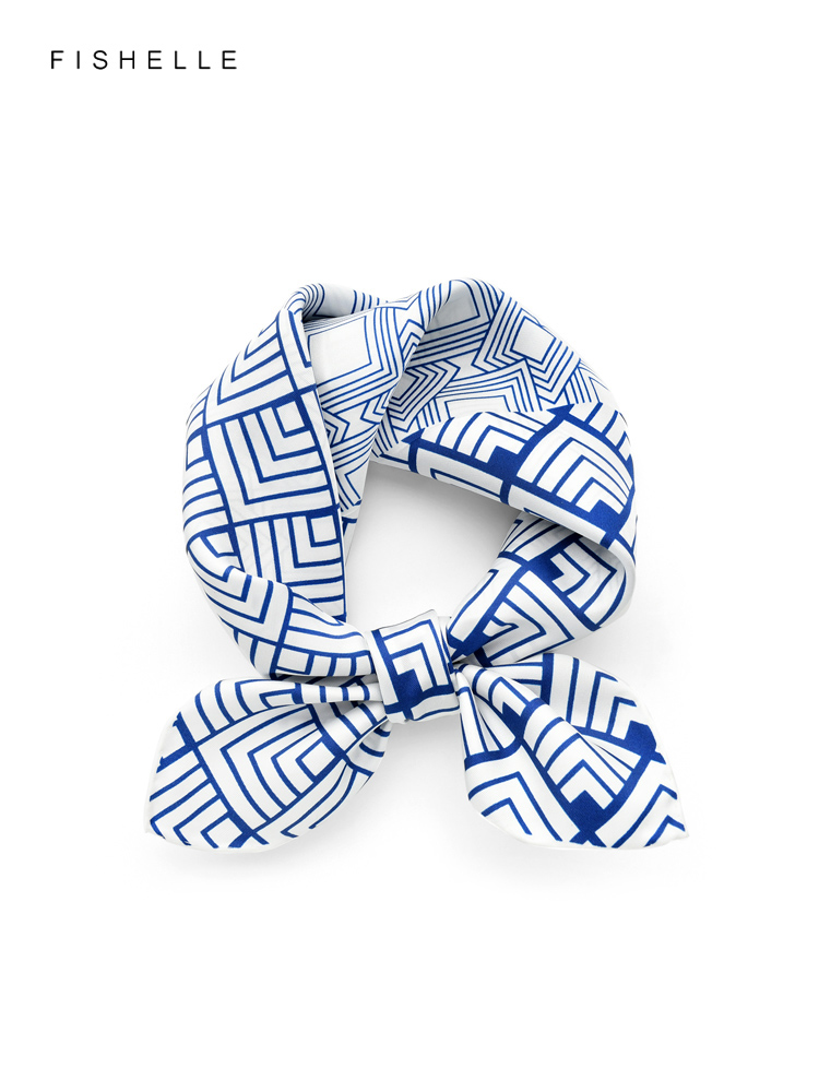Çin klasik mavi beyaz porselen - Ascot Neck Scarf incelemesi ve fiyatı
